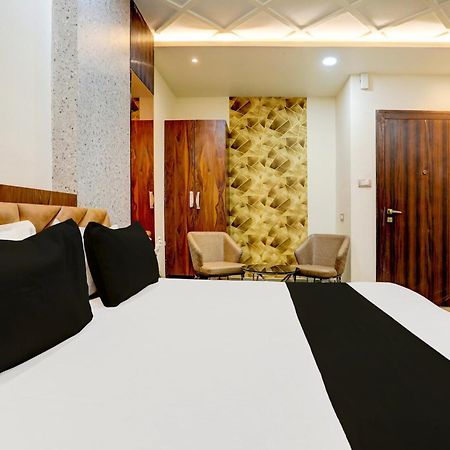 Hotel O Krishna Greens カーンプル エクステリア 写真