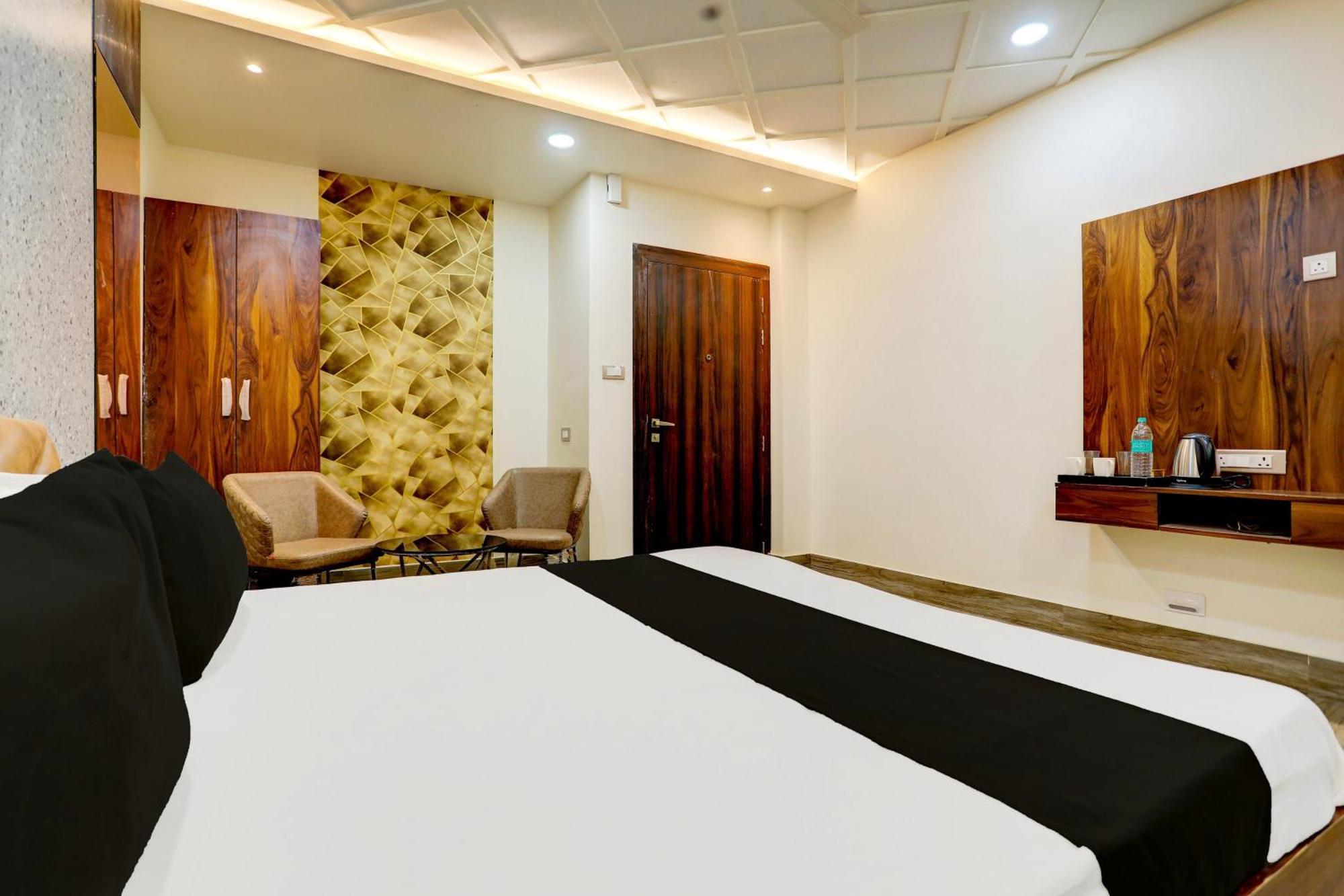 Hotel O Krishna Greens カーンプル エクステリア 写真